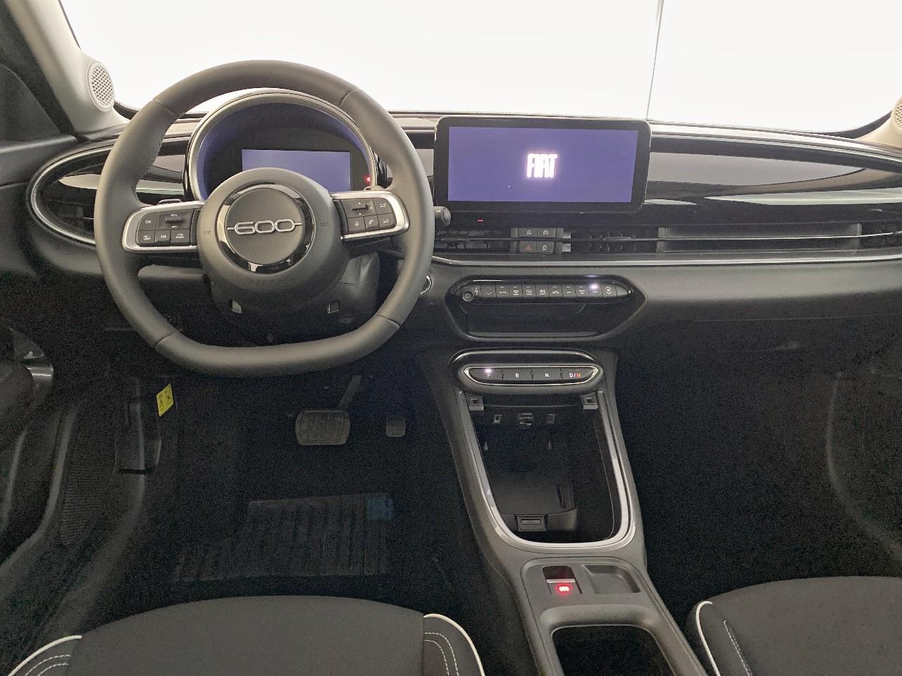 Fiat 600 t-gen 3 1.2 hybrid 145ch edct6 pop — photo 8