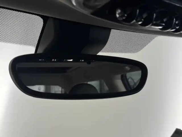 Mini Mini hatch 3 portes cooper 136 ch dkg7 — photo 32