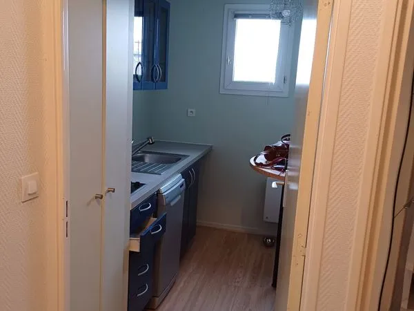 Colocation à La Madeleine/Lille - Chambre meublée dans un T2, à 10 min à pied de Lille Europe
