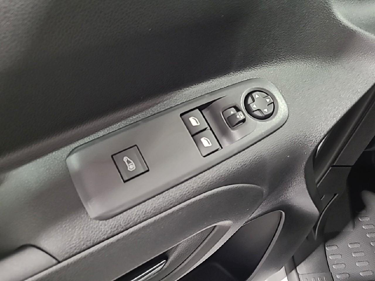Citroën Berlingo van m diesel 100 ch manuelle — photo 20