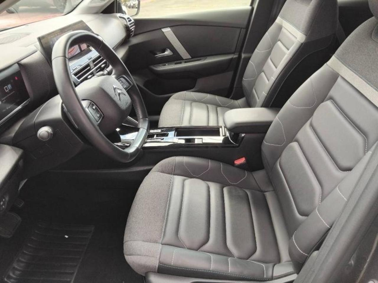 Citroën C4 puretech 130ch s&s shine pack eat8 — photo 9