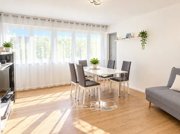 THIONVILLE - BEL APPARTEMENT F3 RÉNOVÉ DE 70m² AVEC DEUX CHAMBRES, BALCON ET CAVE - QUARTIER BRIQUER