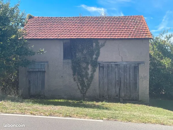 Local d’activité et entrepôt Vente Saint-Ouen-sur-Loire 2p 56m² 35000€