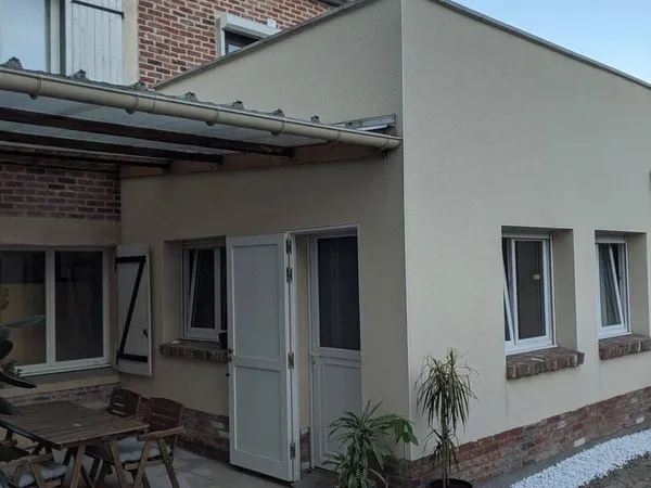 Maison 2 pièces 61 m²