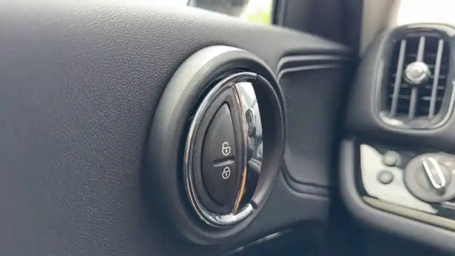 Mini Mini countryman 136 ch bva7 — photo 14
