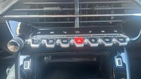Peugeot 208 1.2 PureTech 130ch S&S GT LINE EAT8 — photo 27