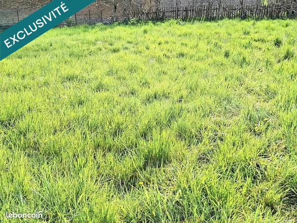 Terrain 1211 m² BIZONNES