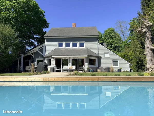 Propriété 7 pièces 185 m²