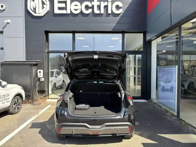 Mg Mg4 electric 64kwh - 150 kw 2wd — photo 32
