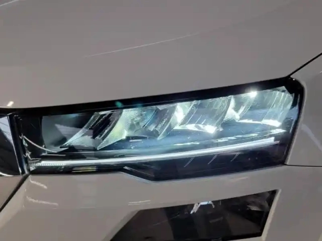 Skoda Karoq 2.0 tdi 116ch scr ambition — photo 9