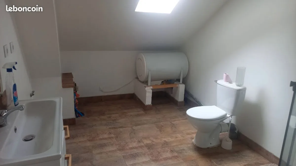 Photo 1