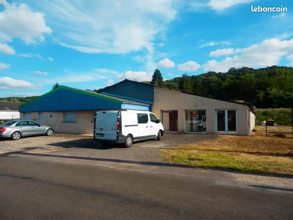 Local commercial 730 m² Saint-Aubin-sur-Gaillon