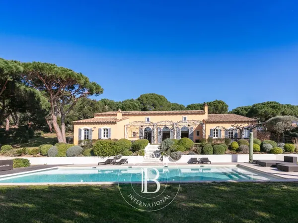 RAMATUELLE - PAMPELONNE - VILLA 5 CHAMBRES - PISCINE