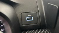 Dacia Sandero 1.0 TCe 90ch Stepway Confort -22 — photo 30