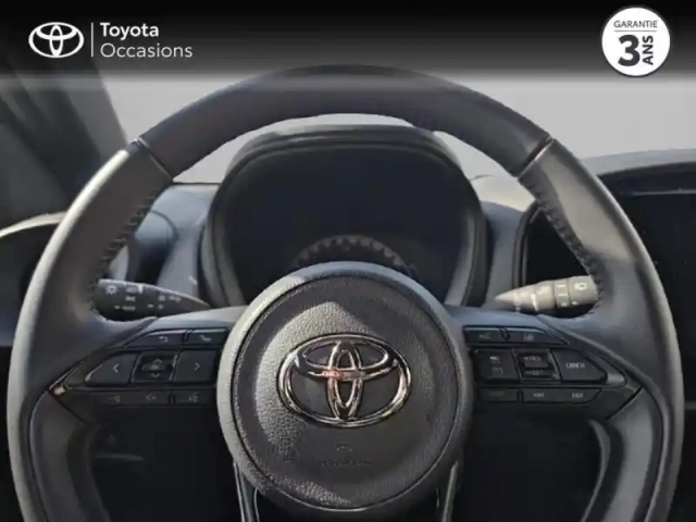 Toyota Aygo x 1.0 vvt-i 72ch dynamic s-cvt my24 — photo 13