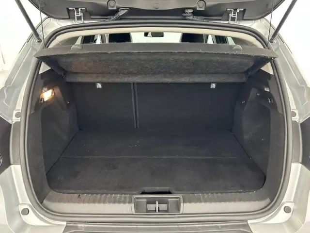 Renault Captur e-tech plug-in 160 - 21 — photo 27