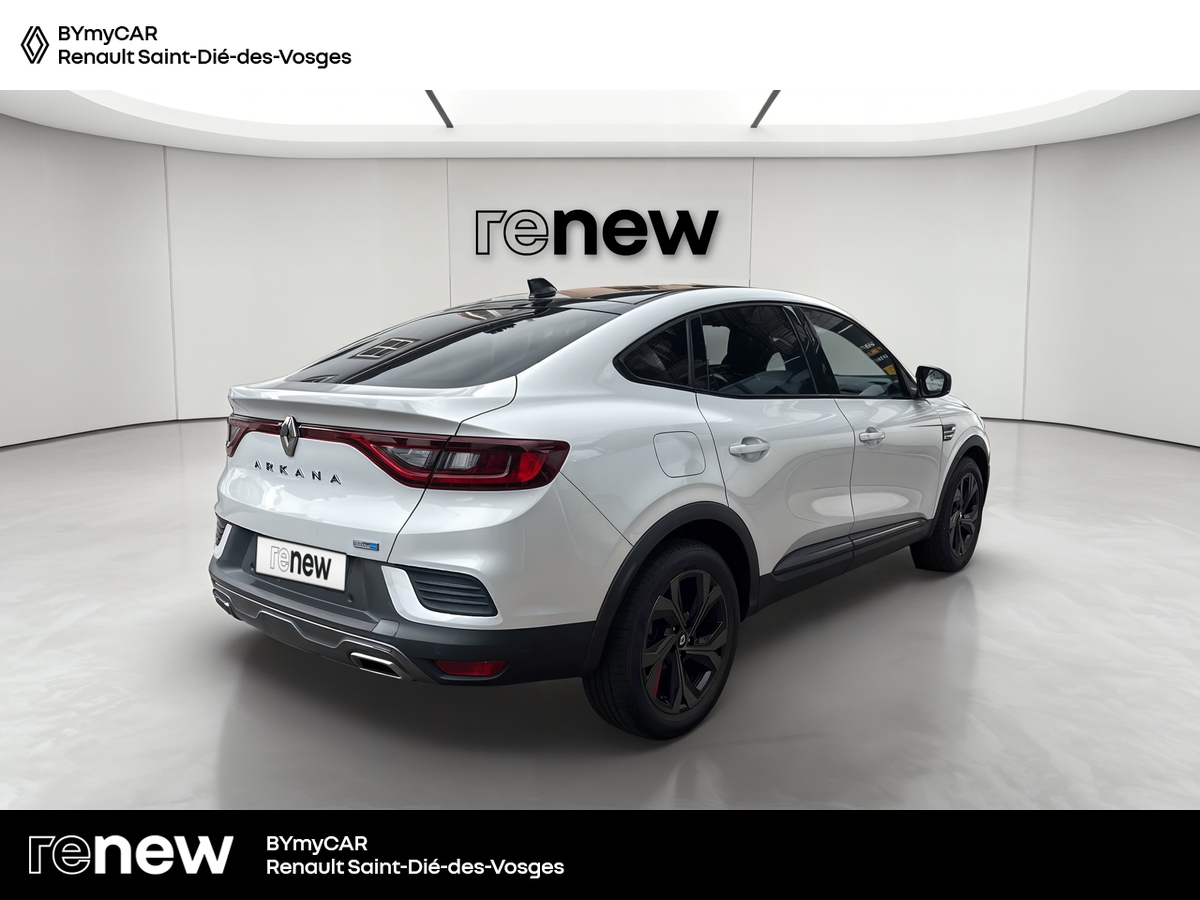 Renault Arkana E-Tech 145 - 21B — photo 5