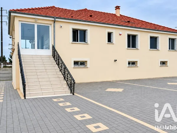 Maison 9 pièces 145 m²