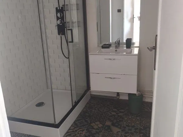 Appartement au 4 étage sans ascenseur à vichy