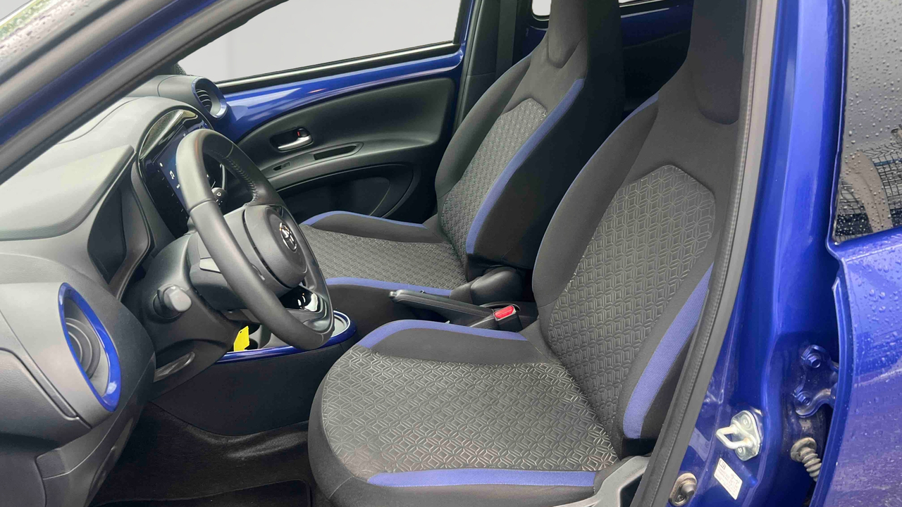 Toyota Aygo X 1.0 VVT-i 72 S-CVT — photo 11