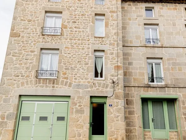 Maison de village 11 pièces 224 m²