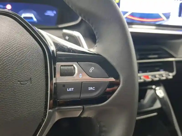 Peugeot 208 hybrid 110 ch e-dcs6 — photo 15