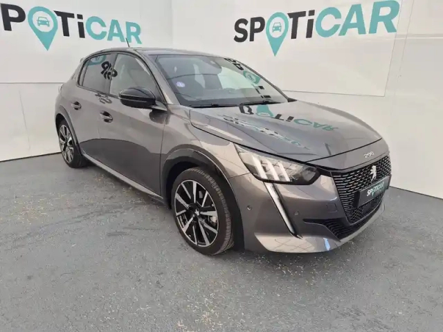 Peugeot 208 puretech 100 s&amp;s eat8 — photo 18