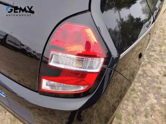 Renault Twingo iii 0.9 tce 90 energy — photo 12
