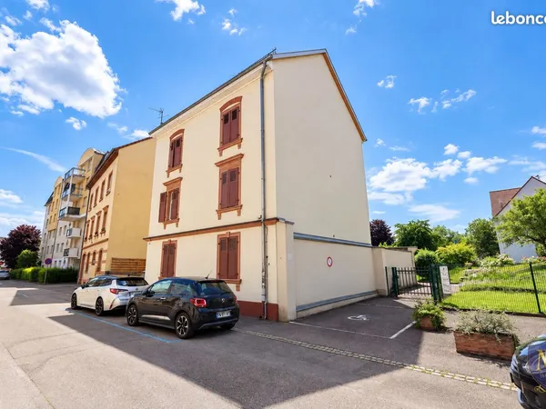 Immeuble de rapport 230 m²