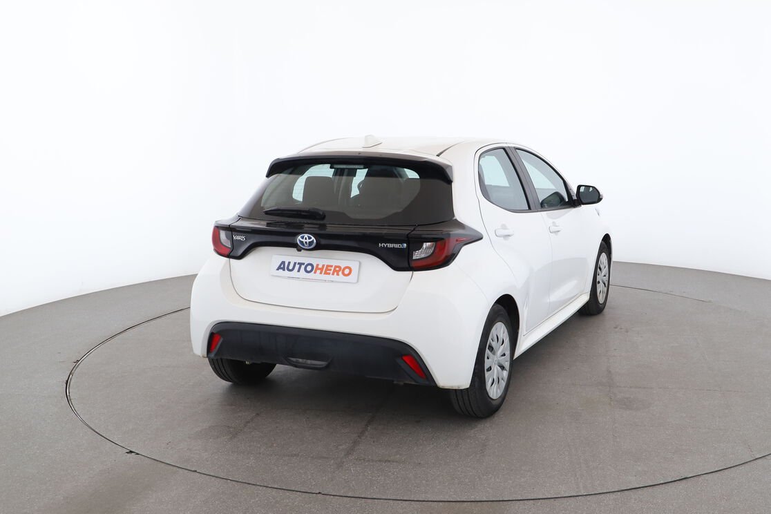 Toyota Yaris 1.5 Hybride Dynamic — photo 5