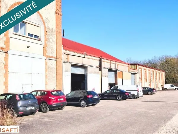 Bel ensemble composé de 6 cellules divisibles pour des activités artisanales, industrielles ou de st