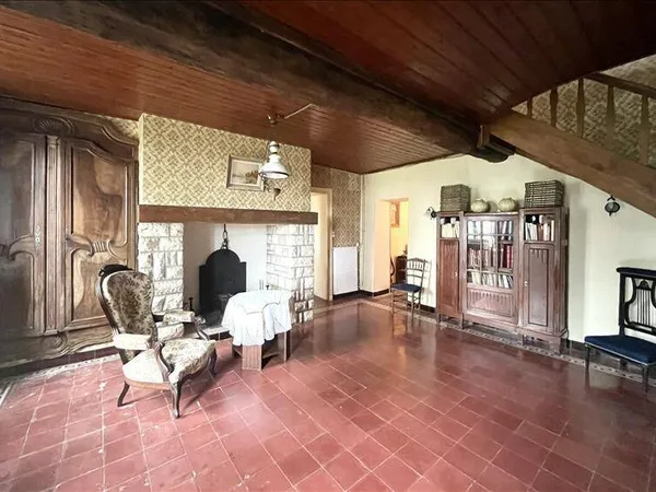 Maison 6 pièces 208 m²