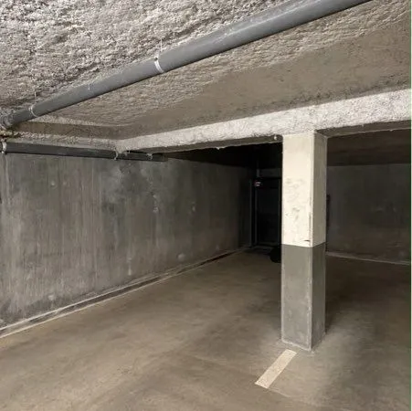 Location Place de parking Six fours les Plages