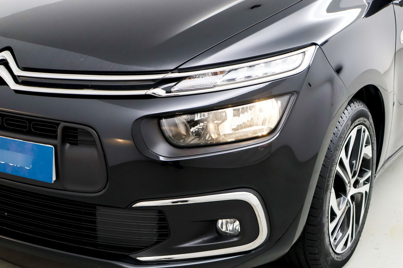 Citroën Grand C4 Spacetourer — photo 9