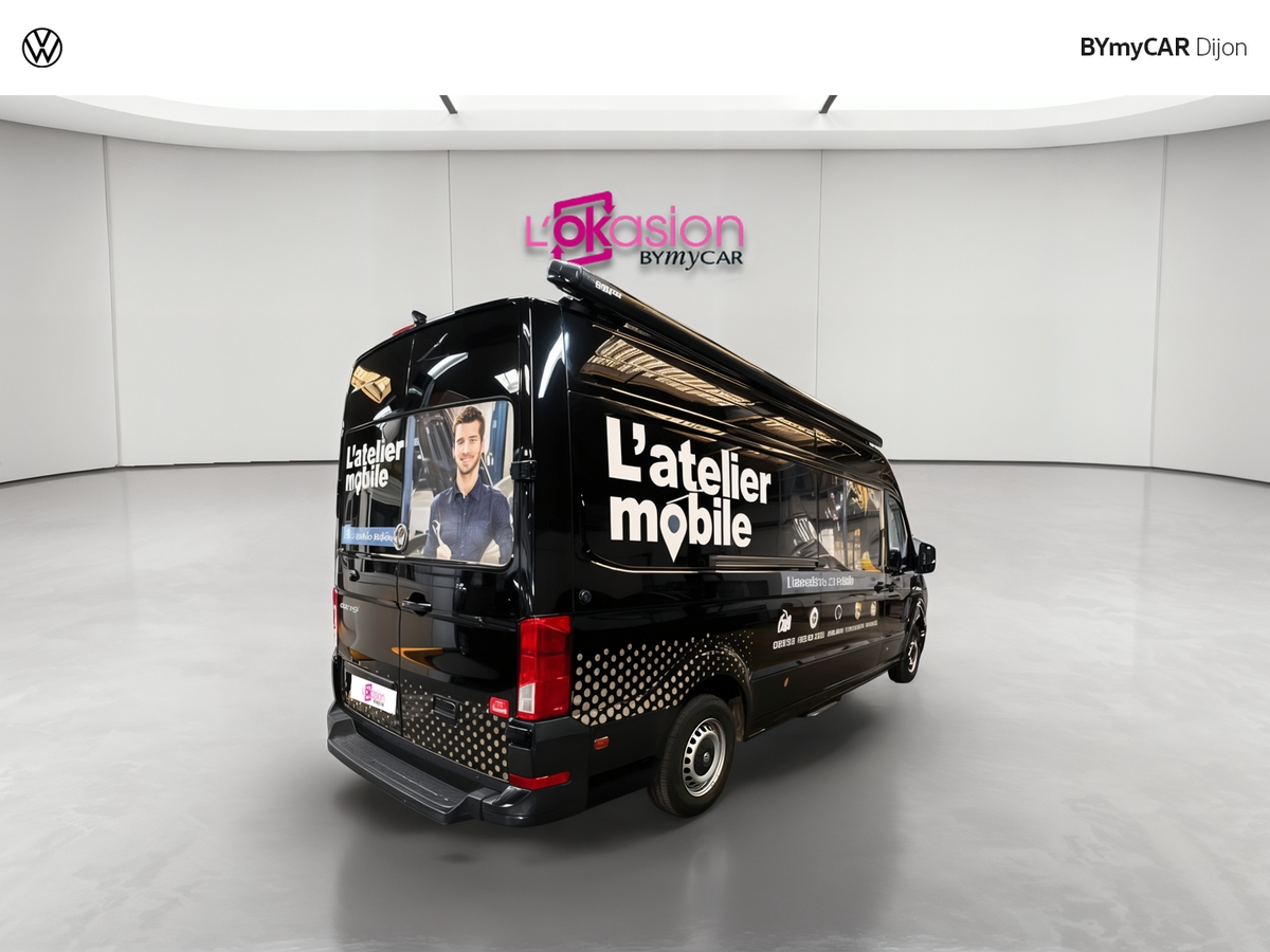 Volkswagen Utilitaires CRAFTER VAN 35 L4H3 2.0 TDI 177 CH CAMION ATELIER — photo 5