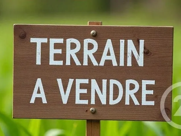 Terrain 525 m²