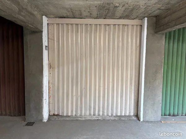 Garage Box Gratte-Ciel