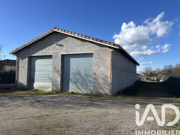 Parking 210 m²