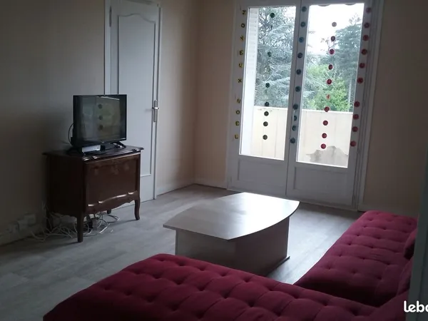 Appartement T4 refait à neuf, 67 m², 79 000