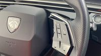 Peugeot 5008 Hybrid 145ch GT e-DCS6 — photo 17