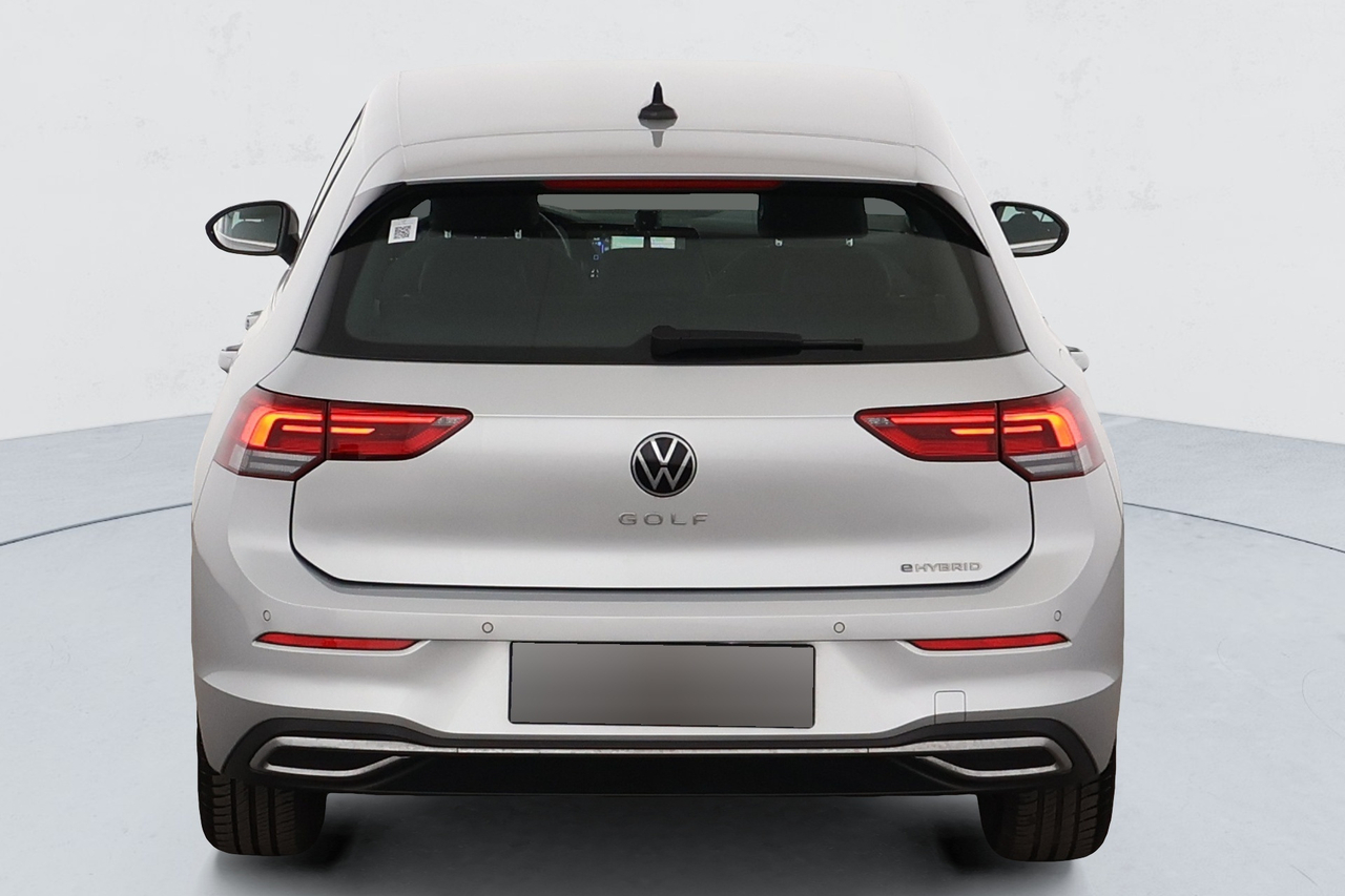 Volkswagen Golf 8 — photo 4