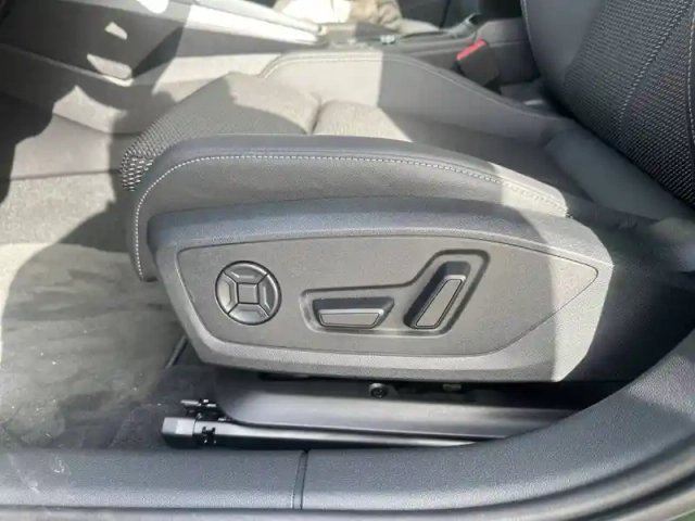 Audi A3 allstreet 40 tfsi e hybride rechargeable 204 s tronic 6 — photo 57
