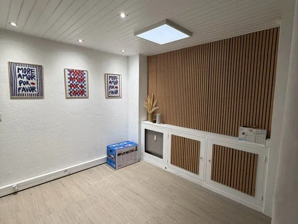 À LOUER - BUREAU BEAUTÉ PRIVATIF DE 10 m² AU CANNET - 500 /MOIS