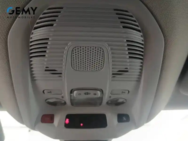 Peugeot 3008 1.2 puretech 130ch s&amp;s bvm6 — photo 38