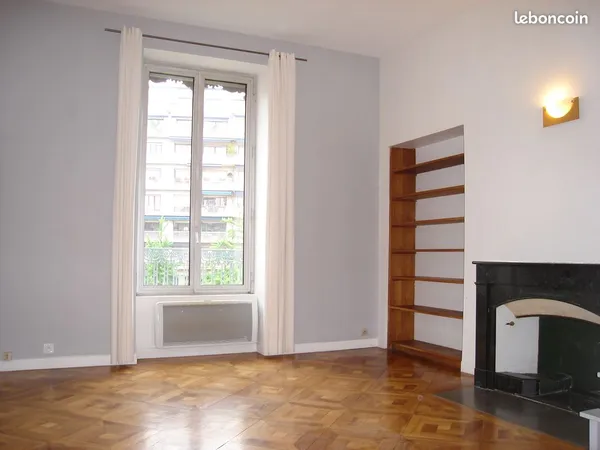 Appartement de type 2 GRENOBLE CENTRE