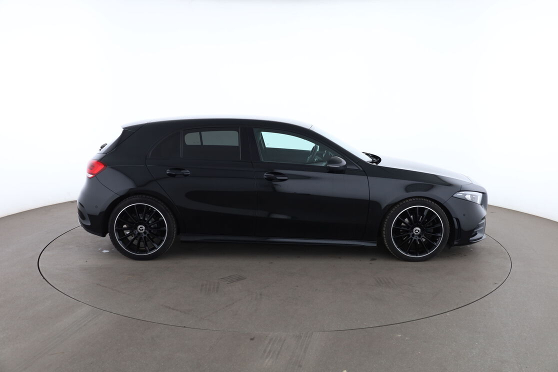 Mercedes-Benz Classe A 200 d AMG Line 8G-DCT — photo 6