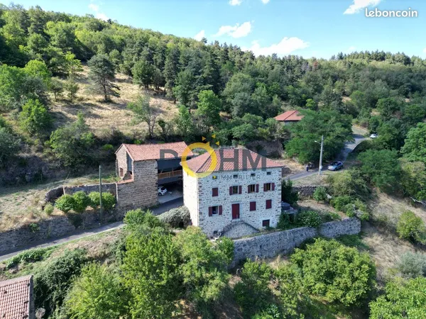 Maison 5 pièces 145 m²