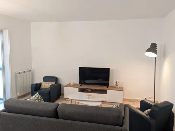 Colocation 3 chambres - Dernière chambre disponible - Appartement de 100m² meublé et rénové - Dumont