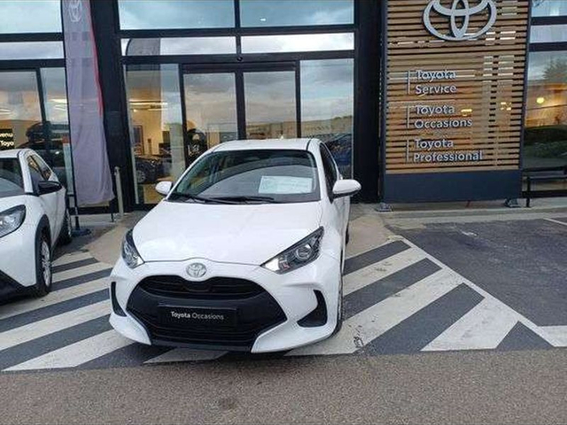 Toyota YARIS Toyota Yaris 116h Dynamic 5p MC24
