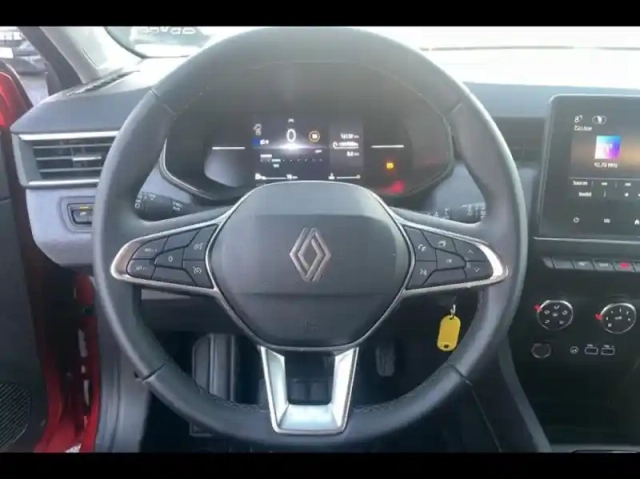 Renault Clio 1.0 tce 90ch evolution - 24 — photo 15